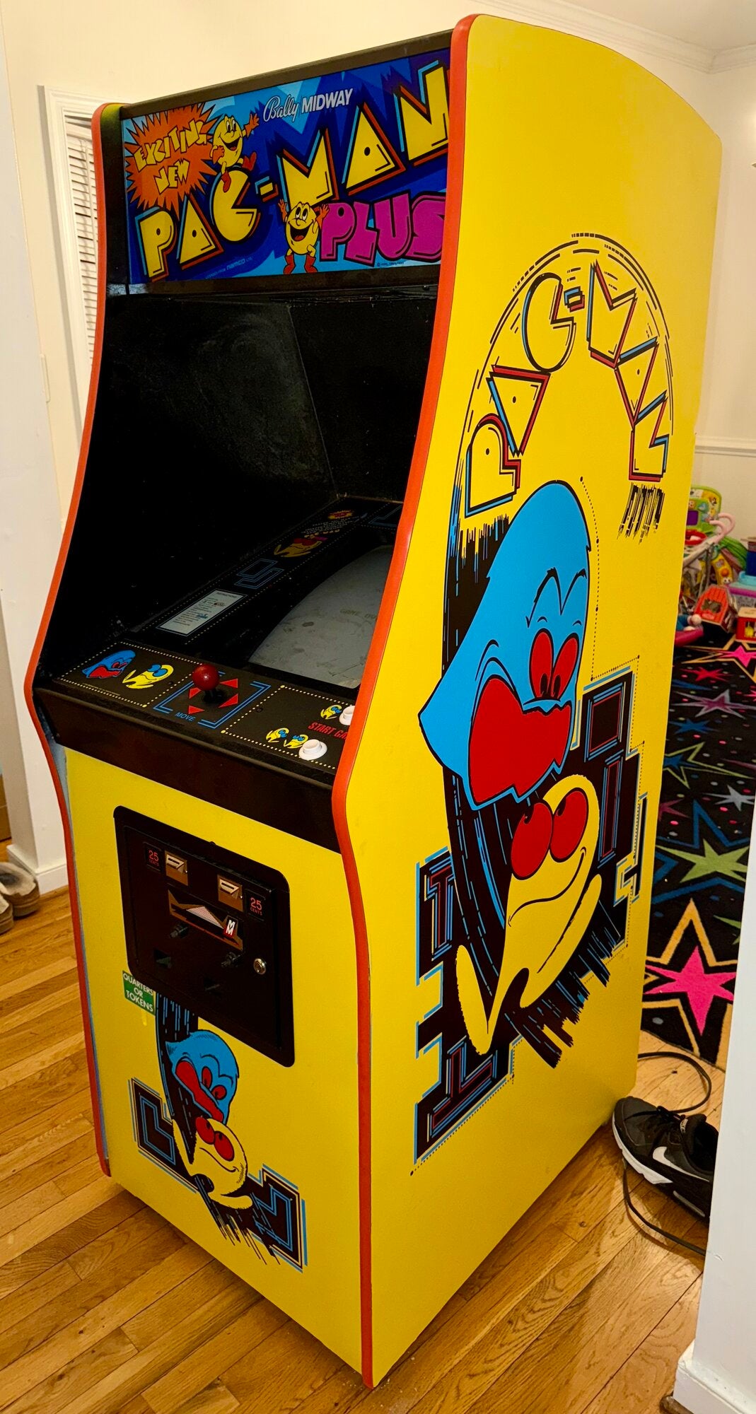 Bally Midway Pac-Man